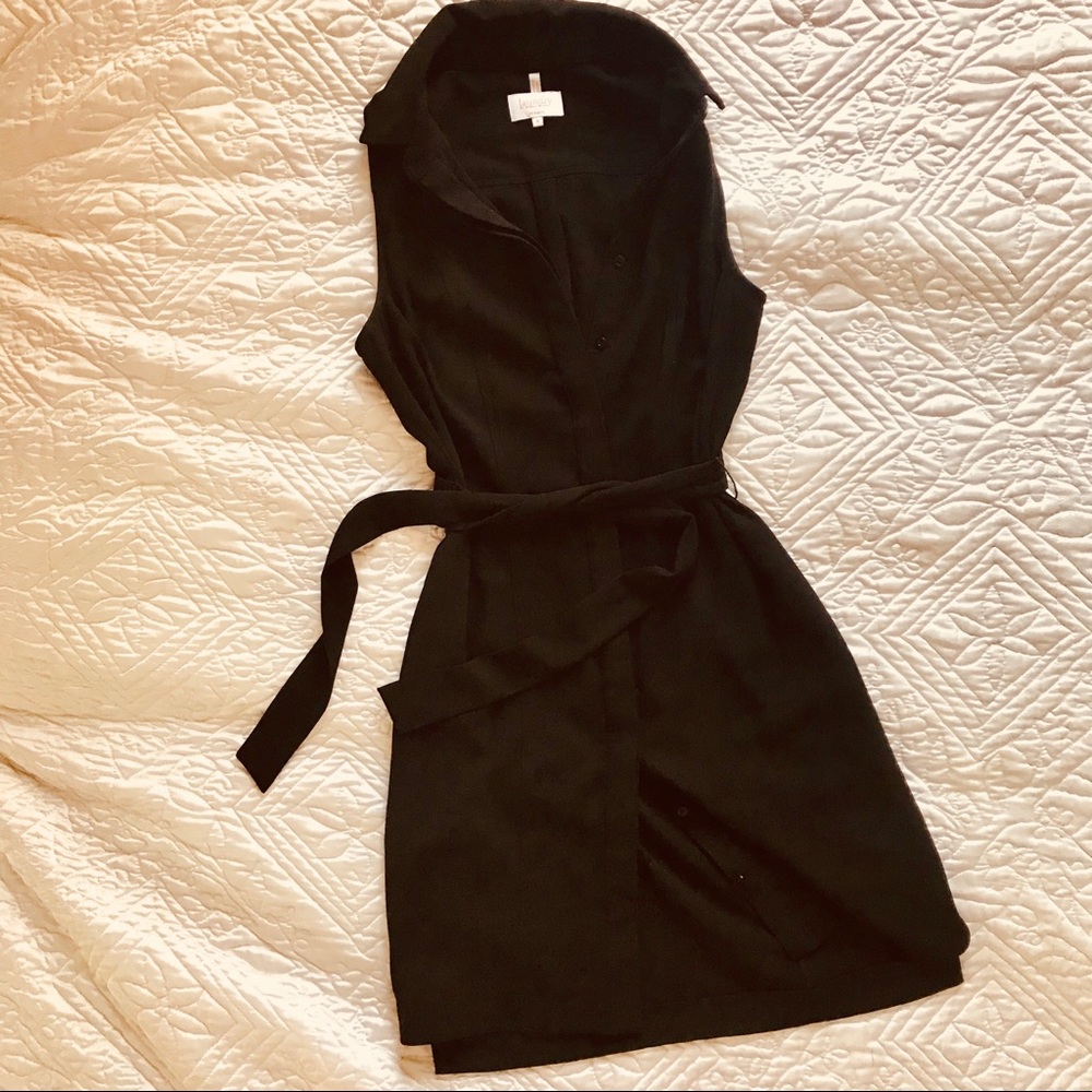 Laundry Sleeveless Black Button Up Wrap Dress